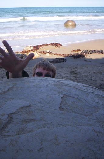 Moeraki boulders
