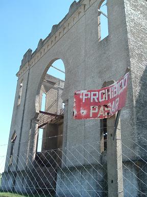 Prohibido Pasar - Bullring in Colonia
